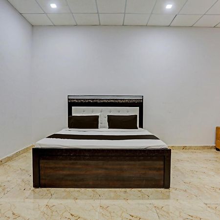 Hotel O Murliwala Wedding Palace And Resort Samalkha Kültér fotó