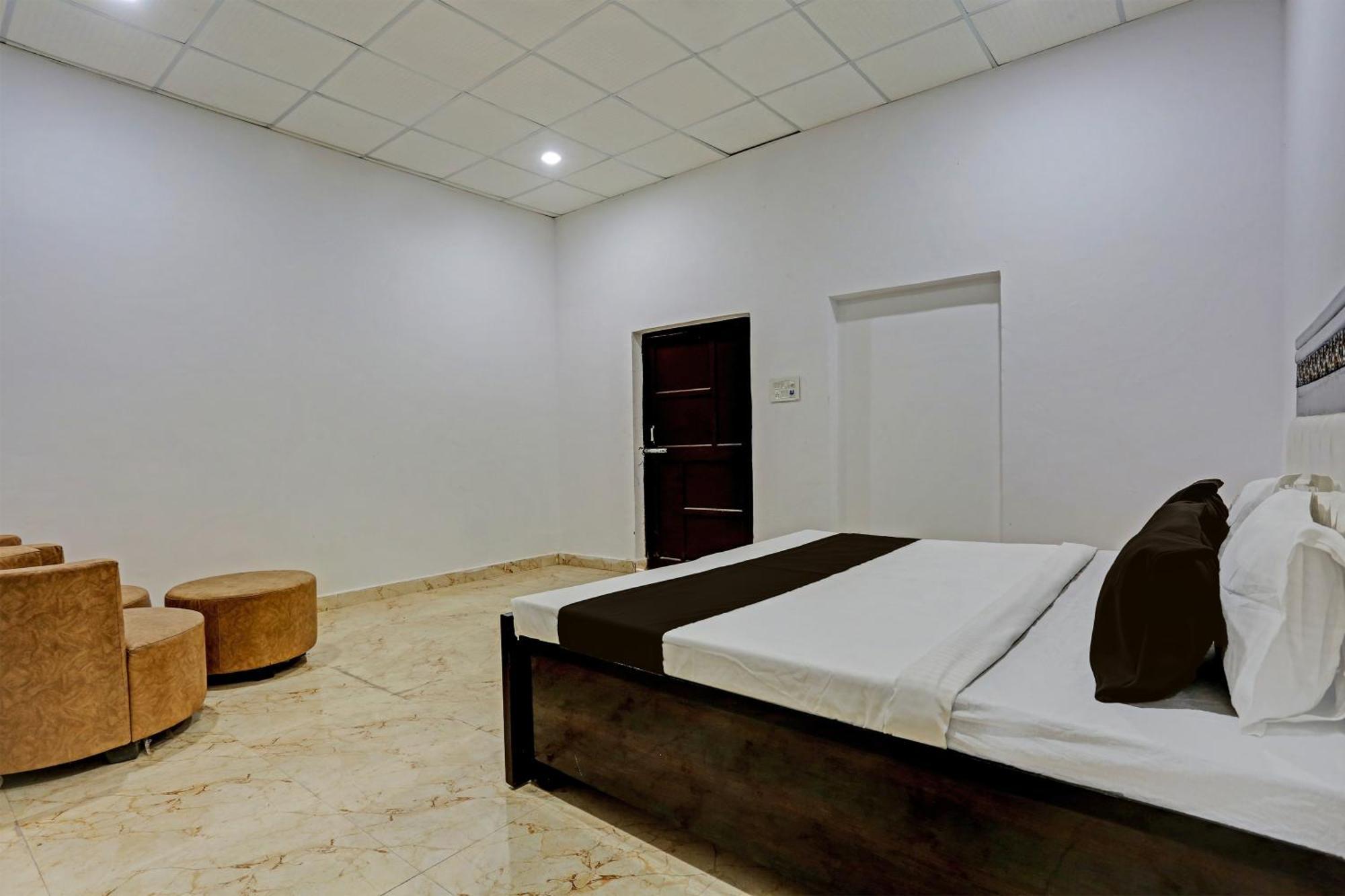 Hotel O Murliwala Wedding Palace And Resort Samalkha Kültér fotó