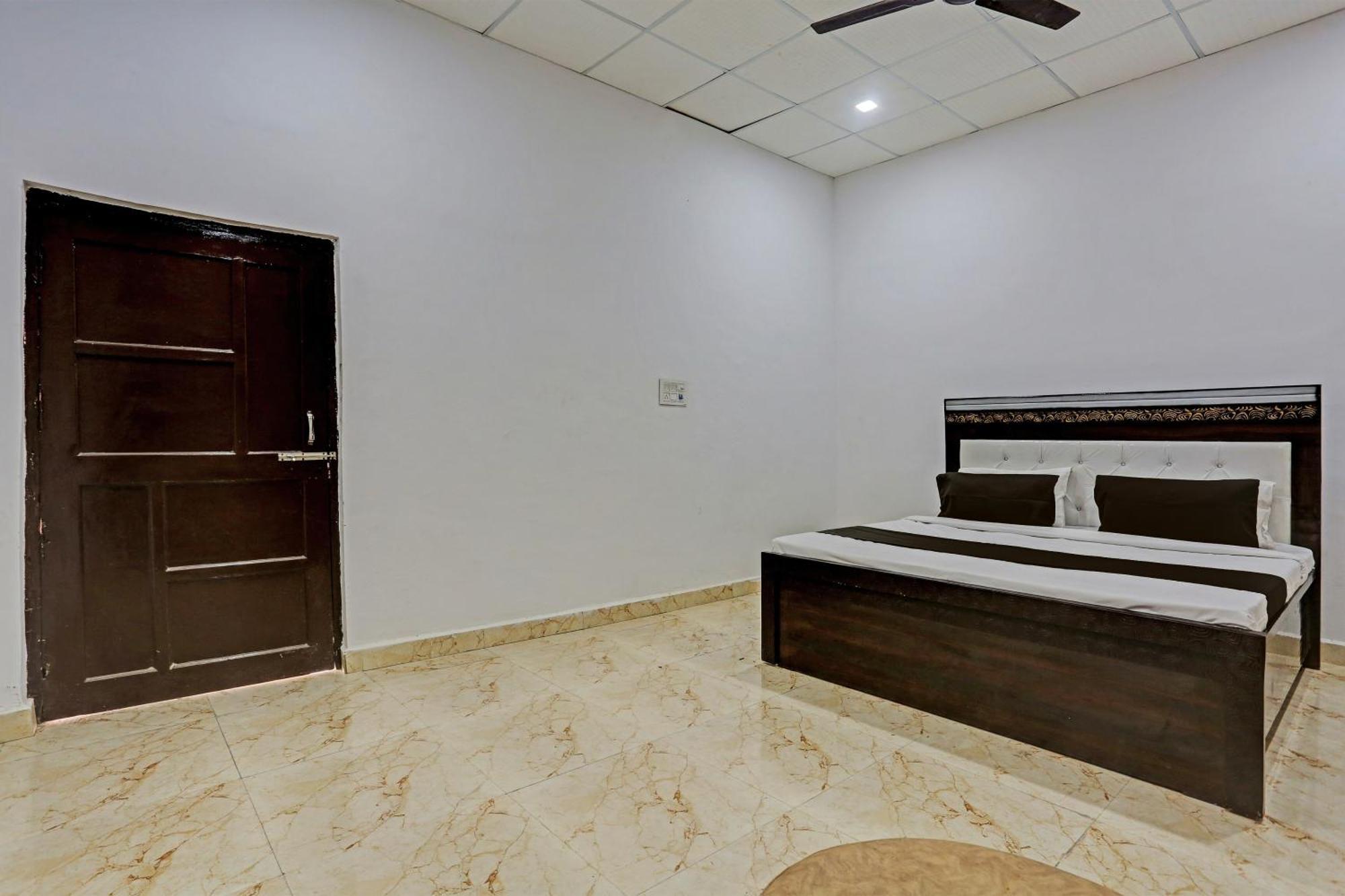 Hotel O Murliwala Wedding Palace And Resort Samalkha Kültér fotó
