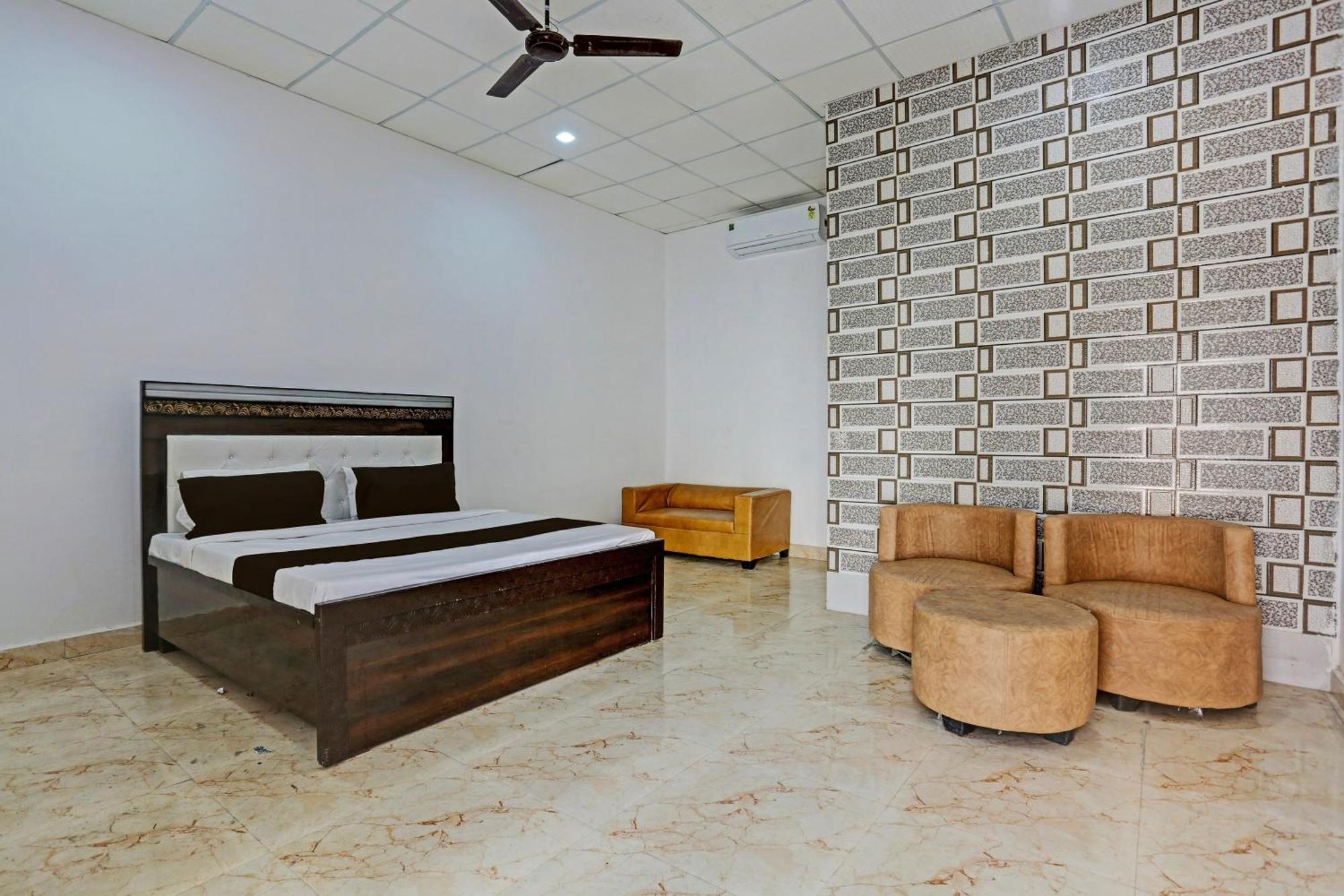 Hotel O Murliwala Wedding Palace And Resort Samalkha Kültér fotó
